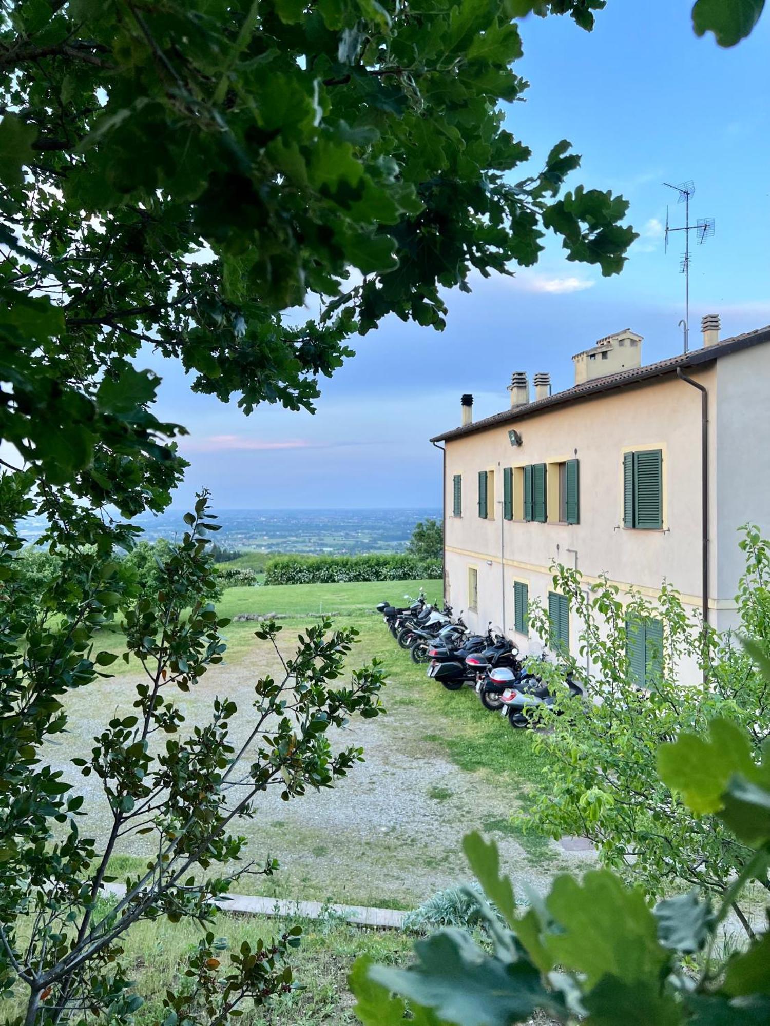 Bed and Breakfast R&B Del Monte Forlì Zewnętrze zdjęcie
